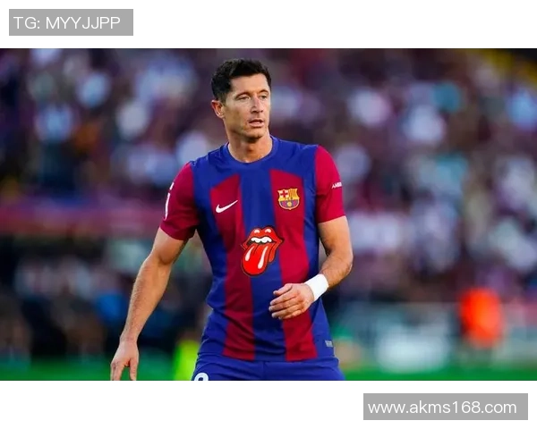 足球明星黑皮帅哥的真实身份揭秘及其精彩足球生涯回顾