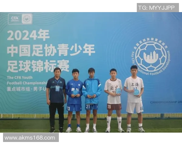 山东青岛足球明星的崛起与发展历程探秘